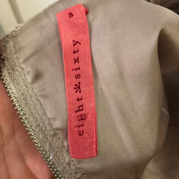 EIGHT SIXTY V NECK SHIMMER DRESS SIZE SMALL - Picture 6 of 6